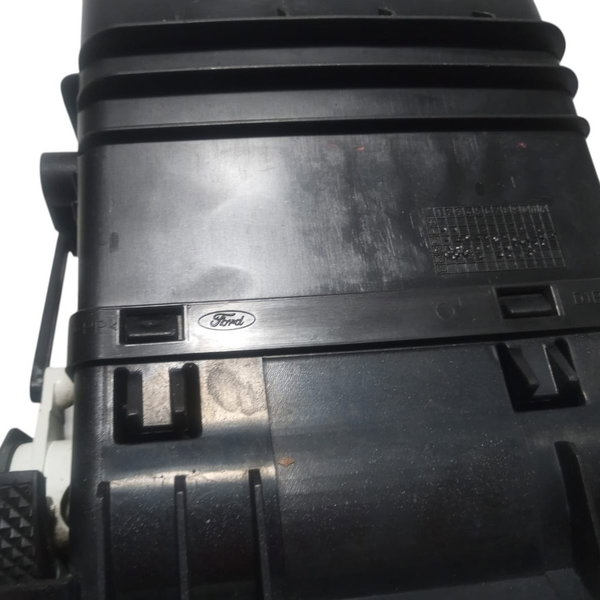 Difusor Lado Direito Ford Mondeo 2005 Com Detalhe