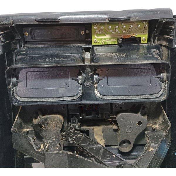 Moldura Painel Central Fiat Uno 1998