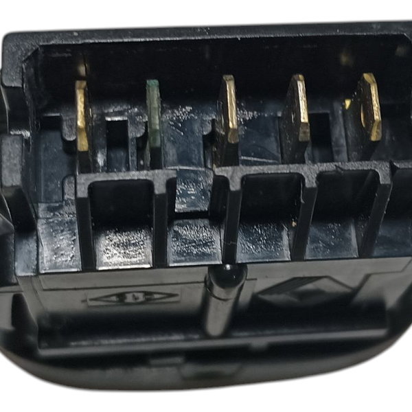 Botão Trava Elétrica Porta Renault Clio 2006