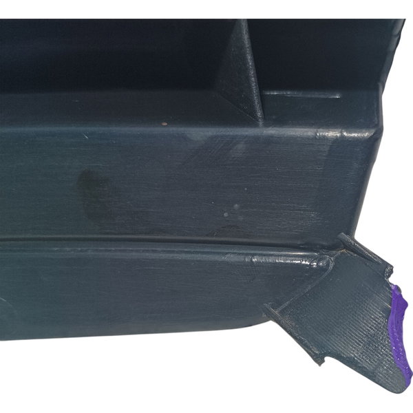 Moldura Farol Milha Lado Direito Ford Focus 2005 Preto Direito