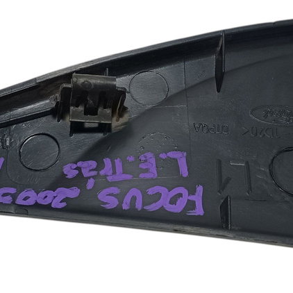 Moldura Externa Porta Traseira Esquerda Ford Focus 2005