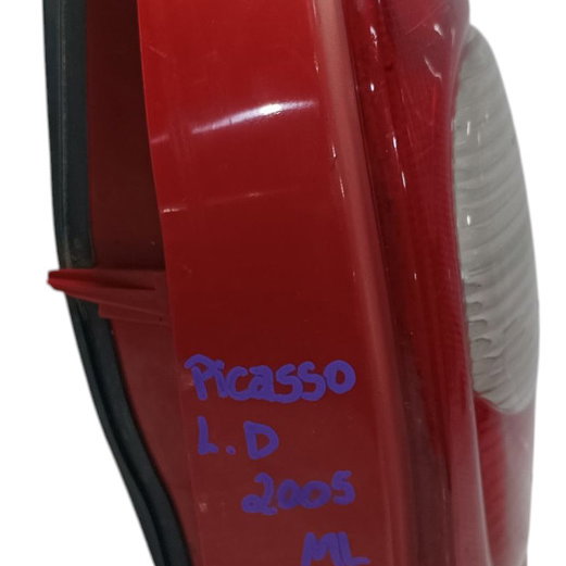 Lanterna Traseira Direita Citroen Picasso 2005 Direito/passageiro Vermelho