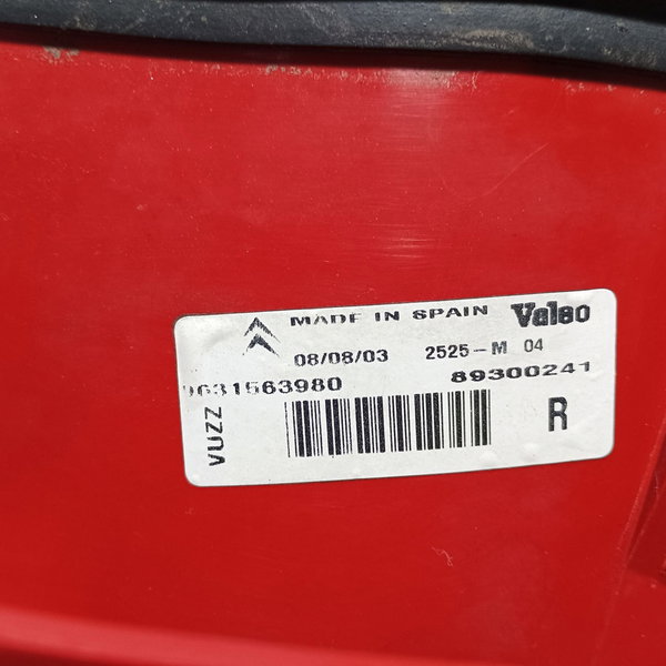 Lanterna Traseira Direita Citroen Picasso 2005 Direito/passageiro Vermelho