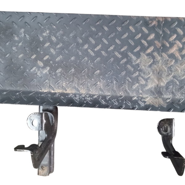 Estribo Lateral Lado Direito Trialblazer 2013 Preto