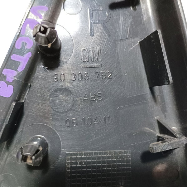 Moldura Externa Porta Traseira Direita Gm Vectra 1996