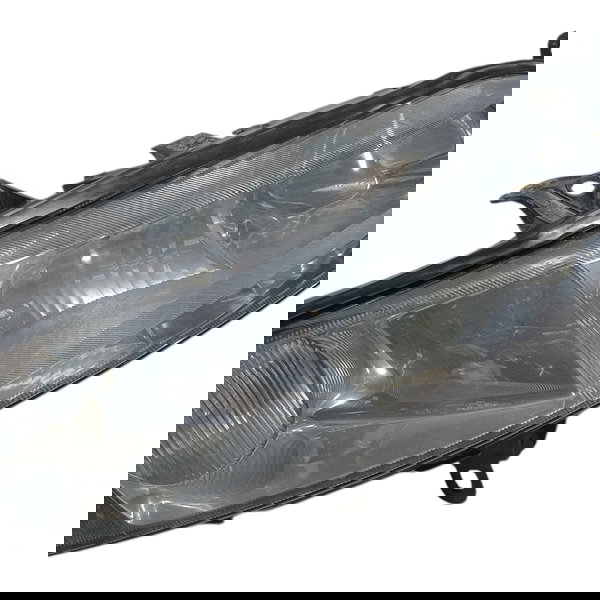 Farol Lado Direito Gm Vectra 1999 Recuperado