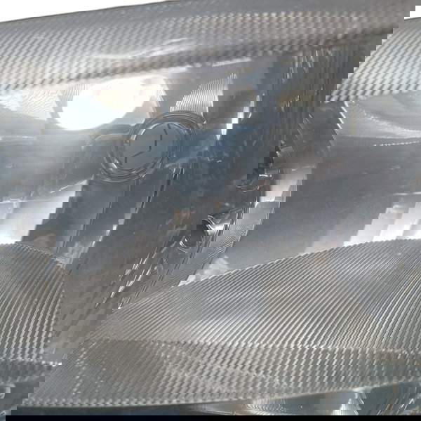 Farol Lado Esquerdo Gm Vectra 1999 Recuperado