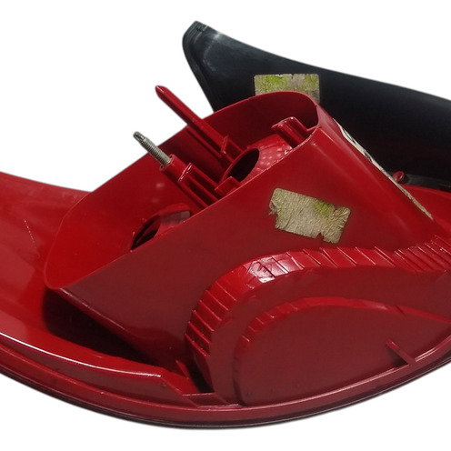 Lanterna Traseira Direita Peugeot 206 2009 Direito/passageiro Vermelho