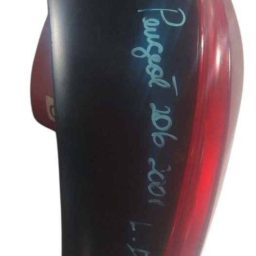 Lanterna Traseira Direita Peugeot 206 2009 Direito/passageiro Vermelho