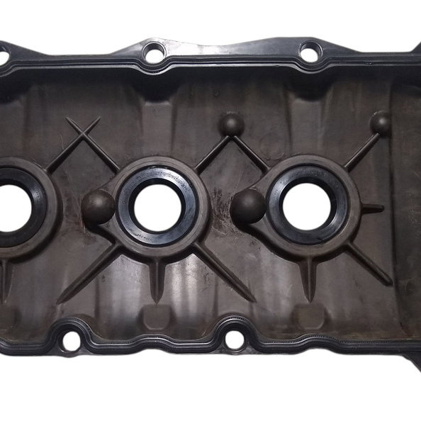 Tampa Válvula Do Motor Lado Direito Trailblazer 2013 3.6 V6 Preto