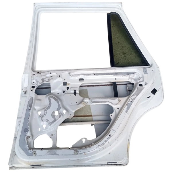 Porta Traseira Direita Vw Gol G4 2008 Com Detalhes Traseira Direita Branco