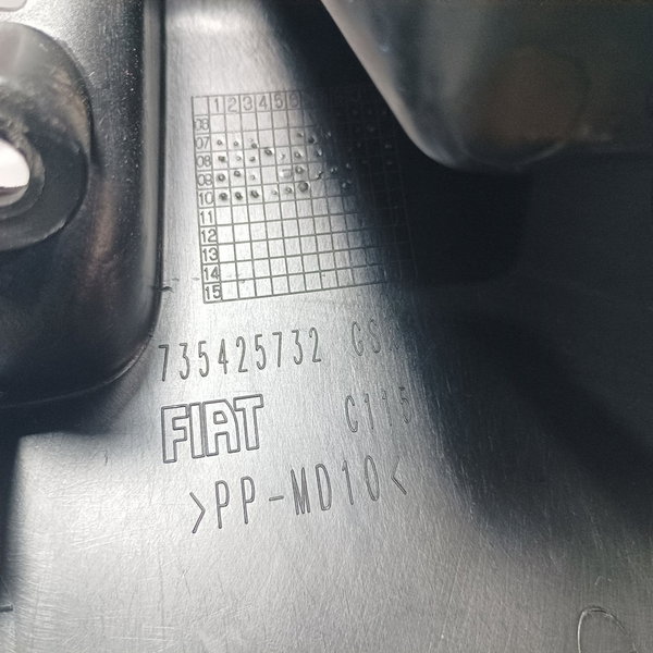Tampa Caixa Fusível Porta Objetos Fiat Bravo 2012