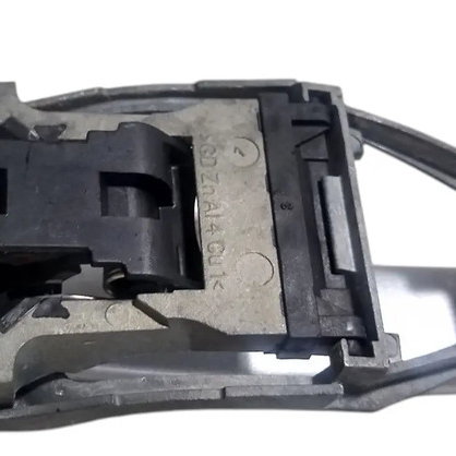 Maçaneta Externa Dianteira Esquerda Vw Spacefox 2007 Prateado Dianteira