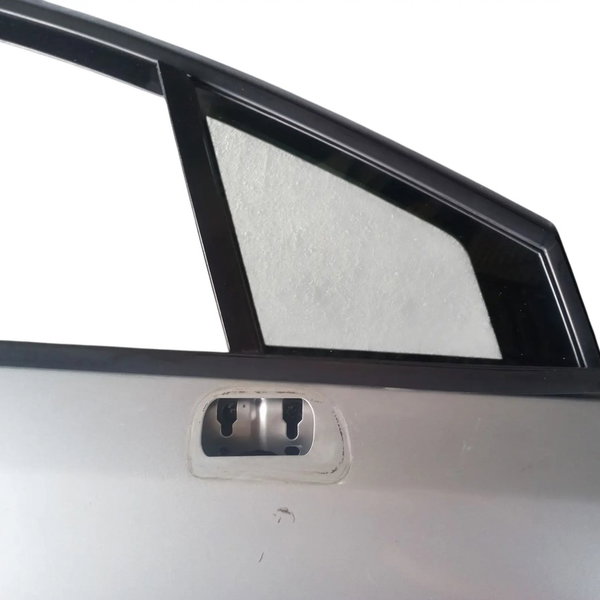 Porta Dianteira Direita Citroen C4 2010 Dianteira Direito Prateado