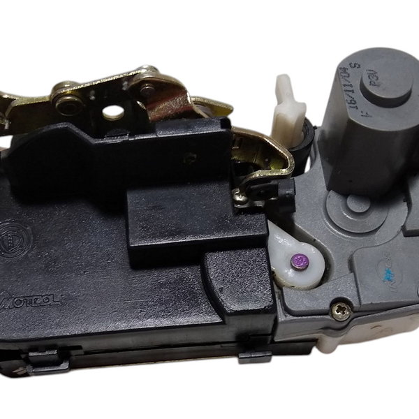 Fechadura Porta Traseira Direita Fiat Palio 2008