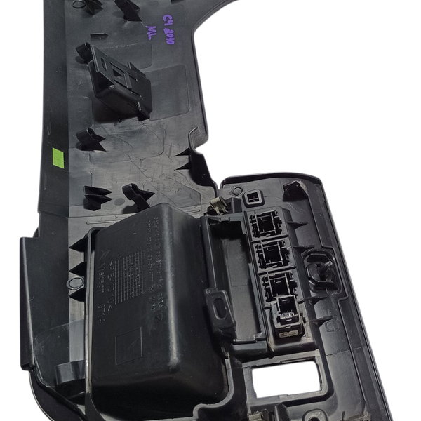 Moldura Painel Inferior Tampa Caixa Fusível Citroen C4 2010