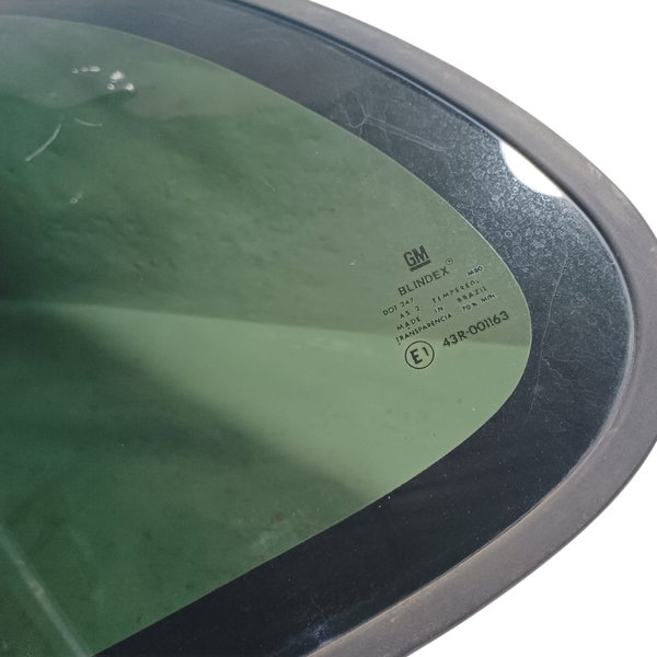 Vidro Fixo Traseiro Esquerdo Gm Corsa Super 2002