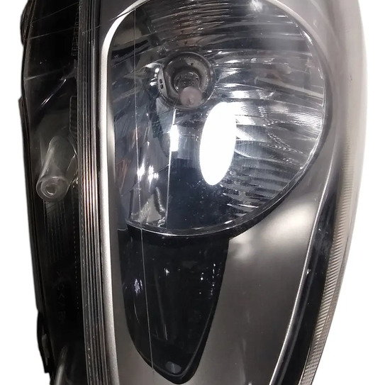 Farol Dianteiro Direito Fiat Punto 2013 Recuperado Direito/passageiro