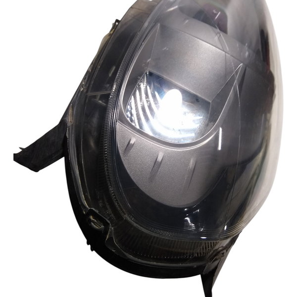 Farol Dianteiro Esquerdo Fiat Punto 2013 Esquerdo/motorista
