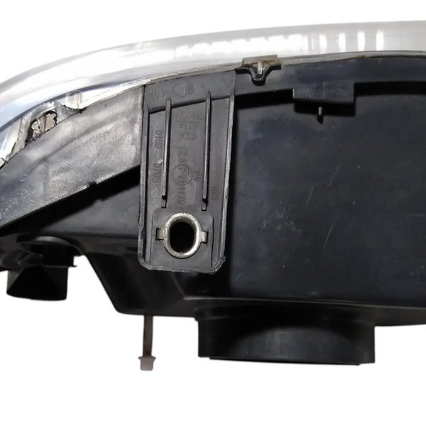 Farol Dianteiro Esquerdo Fiat Uno Pitbull 2008 Esquerdo/motorista