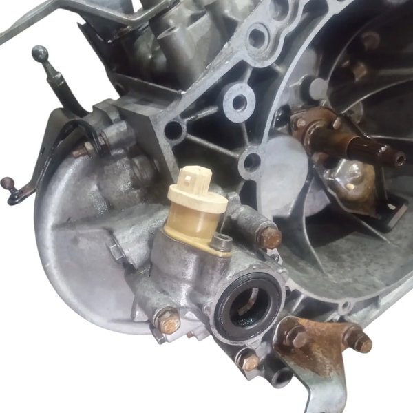 Caixa De Marcha Cambio Peugeot 206 207 1.4 8v 2008 Usado