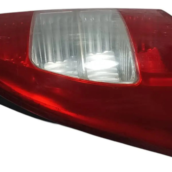 Lanterna Esquerda Fiat Strada 2006 Com Detalhe Esquerdo/motorista Vermelho