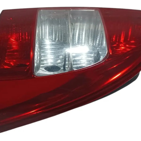 Lanterna Direita Fiat Strada 2006 Direito/passageiro Vermelho
