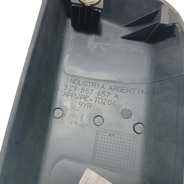 Acabamento Tampa Interna Lanterna Esquerda Vw Spacefox 2014