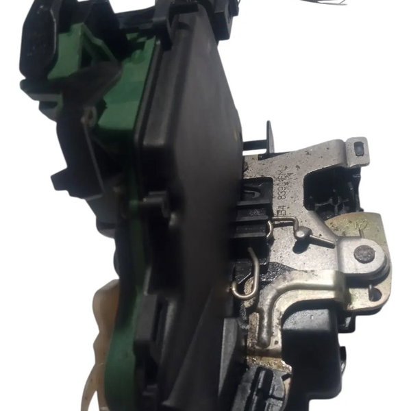 Fechadura Porta Traseira Direita Vw Golf 2004