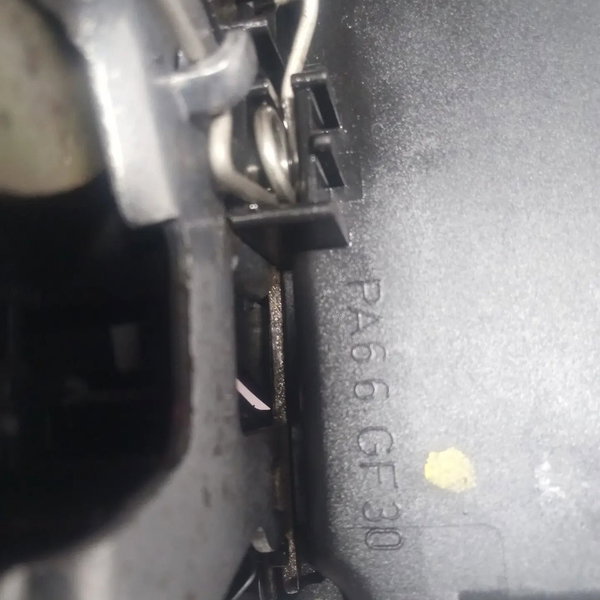 Fechadura Porta Traseira Direita Vw Golf 2004