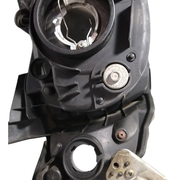 Farol Lado Esquerdo Mitsubishi L200 Triton Esquerdo/motorista