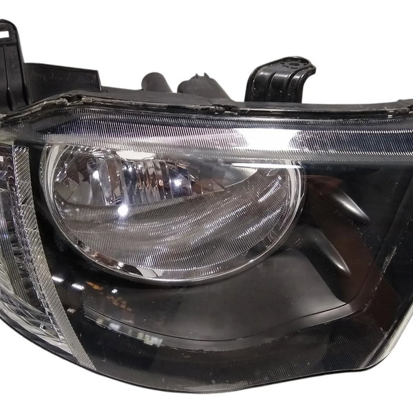Farol Lado Direito Mitsubishi L200 Triton Direito/passageiro