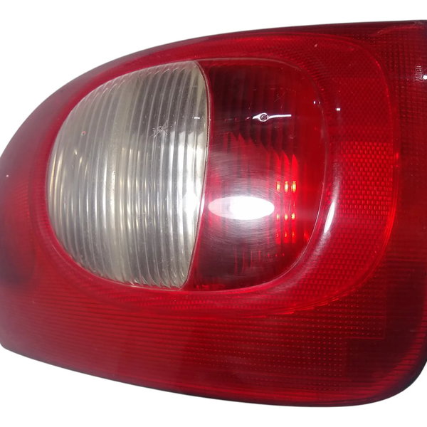 Lanterna Esquerdo Citroen Xsara Picasso 2003 Esquerdo/motorista Vermelho