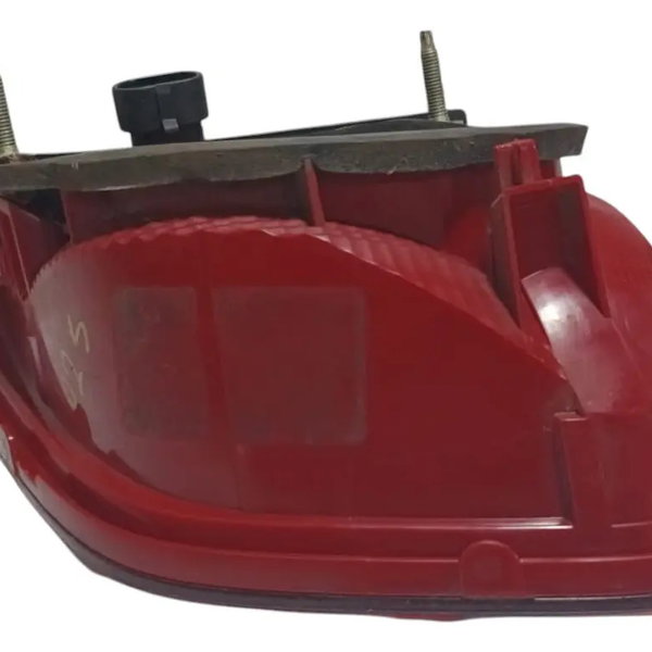 Lanterna Tampa Traseira Lado Esquerdo Vw Spacefox 2014 Esquerdo/motorista Vermelho