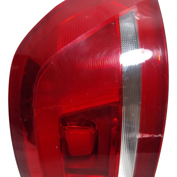 Lanterna Traseira Direita Vw Fox 2014 Direito/passageiro Vermelho