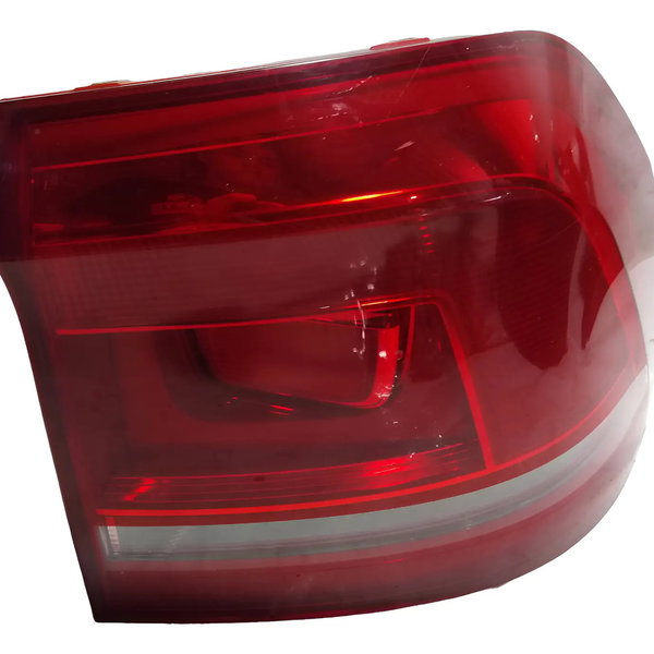 Lanterna Traseira Direita Vw Fox 2014 Direito/passageiro Vermelho