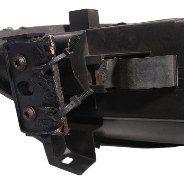 Farol Lado Esquerdo Ford Mondeo 2004 Detalhe Esquerdo/motorista