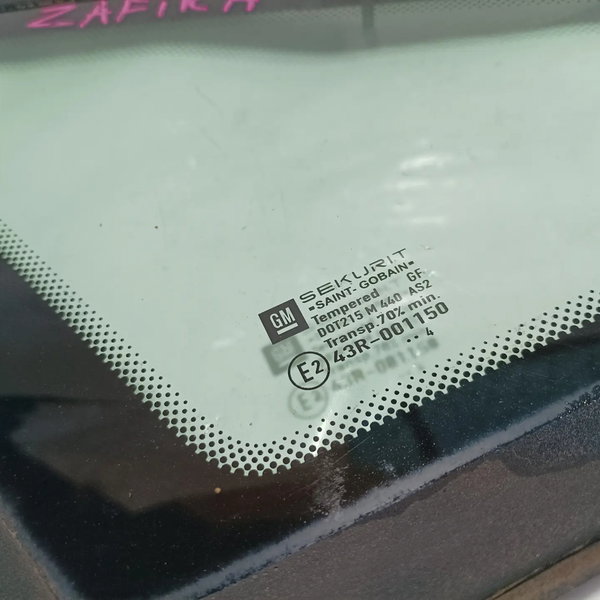 Vidro Fixo Dianteiro Direito Gm Zafira 2003