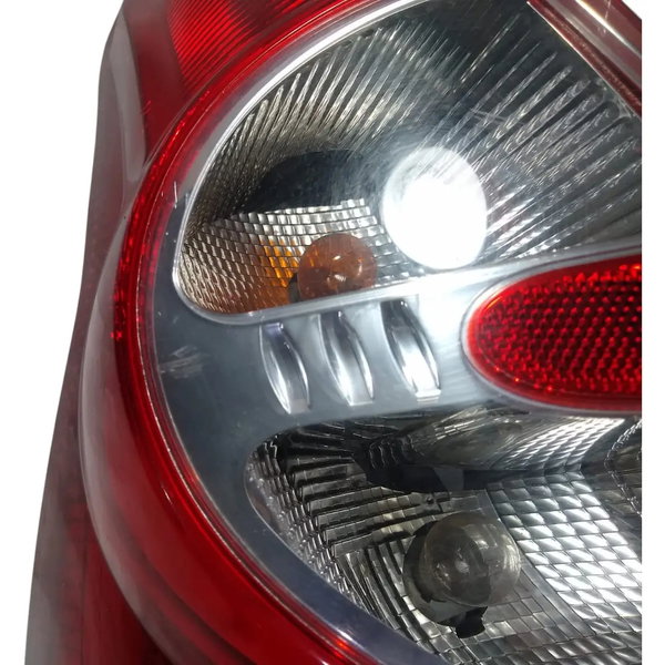 Lanterna Esquerda Renault Sandero 2008 Esquerdo/motorista Vermelho