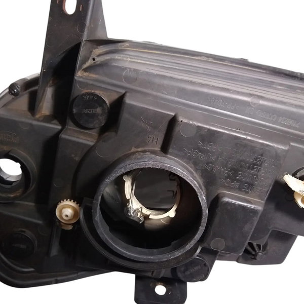 Farol Lado Direito Fiat Uno Vivace 2014 Recuperado Direito/passageiro