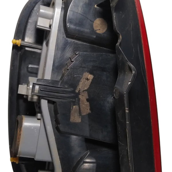 Lanterna Traseira Direita Fiat Uno Vivace 2013 Direito/passageiro Vermelho