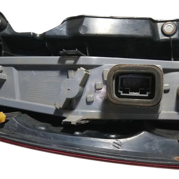 Lanterna Traseira Direita Fiat Uno Vivace 2013 Direito/passageiro Vermelho