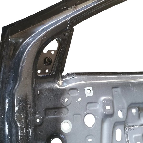 Porta Dianteira Direita Renault Duster 2020 Com Detalhes Dianteira Direito Preto
