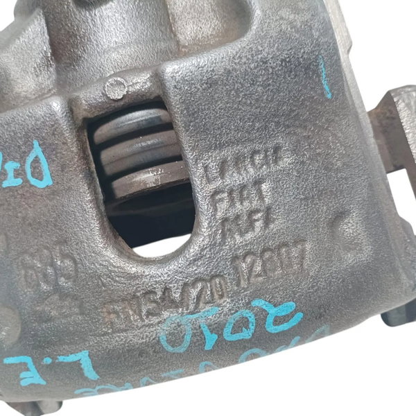 Pinça De Freio Dianteira Esquerda Fiat Uno Vivace 1.0 2010