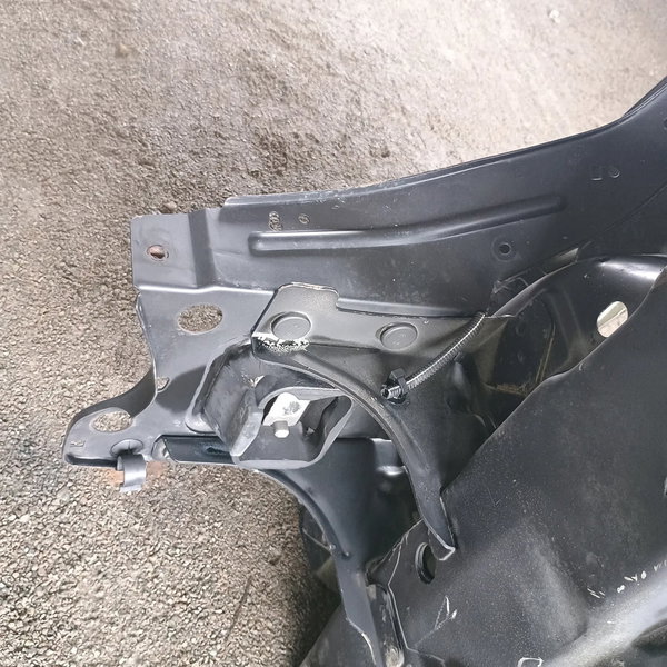 Mine Frente Ford Focus Hatch 2008 Preto