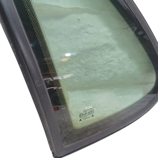 Vidro Fixo Traseiro Esquerdo Vw Polo Classic 1999