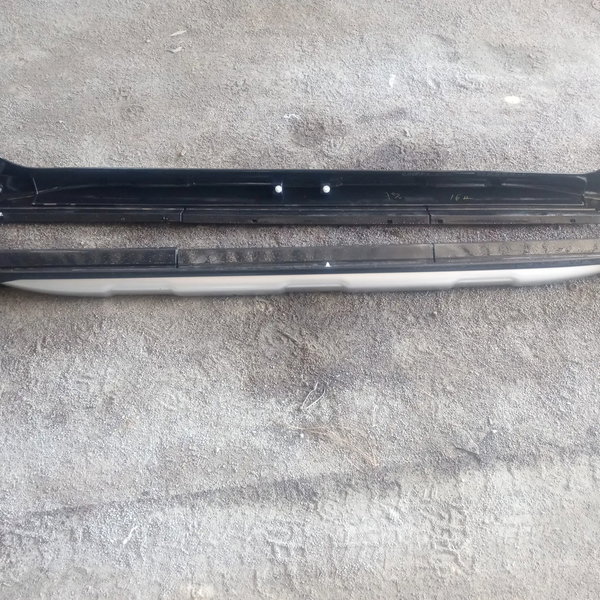 Par De Spoiler Lateral Do Citroen C3 Air Cross 2013 Prata E Preto