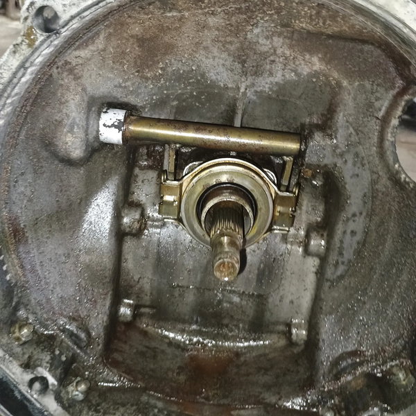 Caixa De Marcha Câmbio Com Cruzeta Cardan Vw Kombi 1975