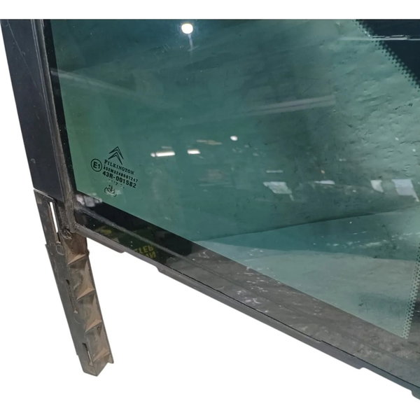 Vidro Fixo Dianteiro Direito Citroen C4 Pallas Hatch 2010