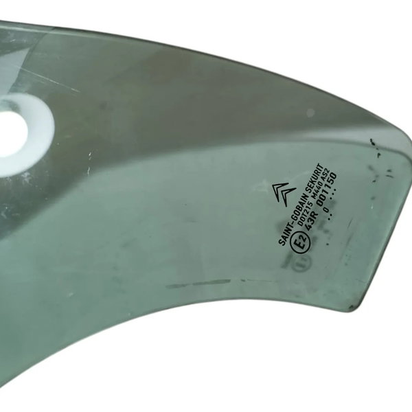 Vidro Fixo Dianteiro Direito Citroen C3 2003